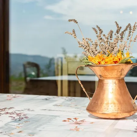 Beautiful Farmhouse In With Terrace Дом отдыха *