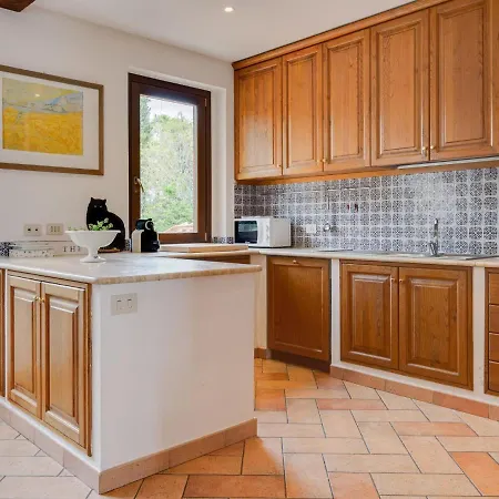 Beautiful Farmhouse In With Terrace *
