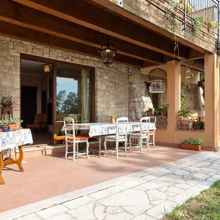 Дом отдыха Beautiful Farmhouse In With Terrace