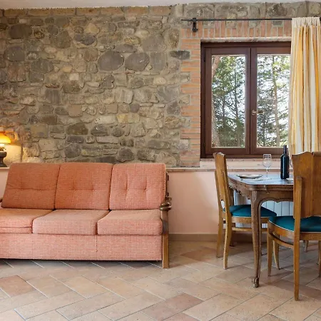 Дом отдыха Beautiful Farmhouse In With Terrace San Venanzo